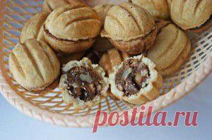 Печенье “Орешки" из марципана