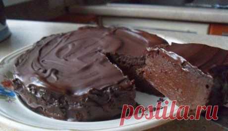 Шоколадный торт БЕЗ муки, масла, маргарина,сахара и прочих вредностей! :) |