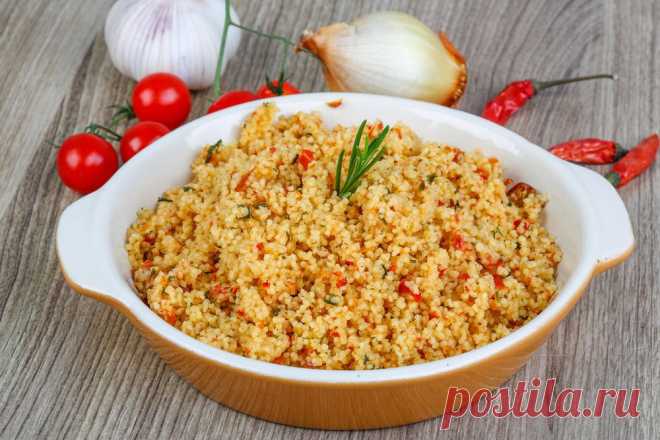 Ситний і ароматний булгур з курячими сердечками Смачна страва більше нагадує плов, але менш калорійна.
