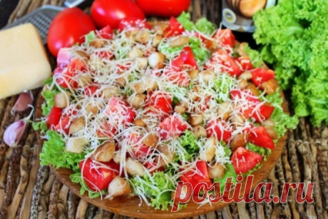 ​Салат с курицей и сыром