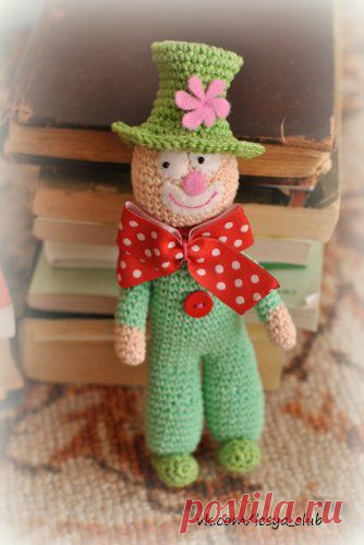 Вязаный клоун от Олеси Соложенко » Вязун.ру - вязаный мир своими руками! Вяжем одежду и игрушки крючком и спицами!
