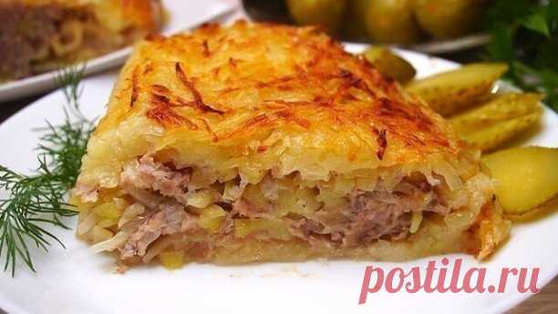 Картофельно-мясная запеканка. Забытый, но очень вкусный рецепт.
Ингредиенты:
Картофель -1,5кг
Капуста (свежая) -150гр.
Фарш - 400гр.
Слив. масло - 70-80гр
Лук -1 шт.
Черный перец
Соль -1 ч.л.