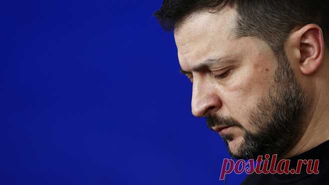 Зеленского сравнили с Гитлером из-за слов о Боге с украинским шевроном. Президенту Украины Владимиру Зеленскому место на виселице, уверен руководитель отдела по взаимоотношениям Церкви с обществом и СМИ Иваново-Вознесенской епархии иеромонах Макарий (Маркиш). Об этом сообщает радиостанция "Говорит ...
