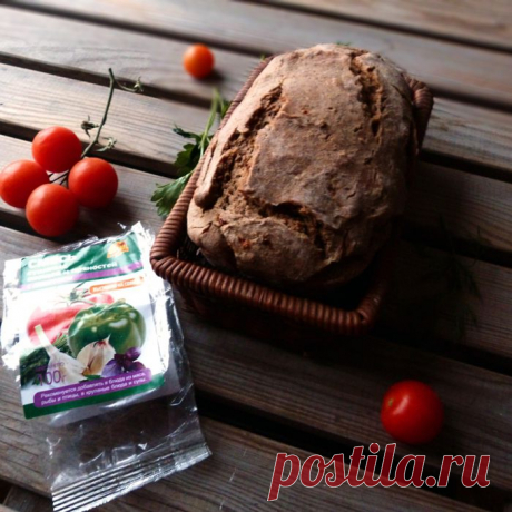 Печем из целонозерновой муки-хлеб с сушеными перцами и томатами