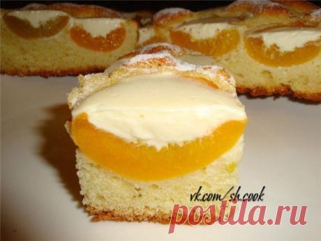 Персиковый пирог под сливочным кремом - Простые рецепты Овкусе.ру