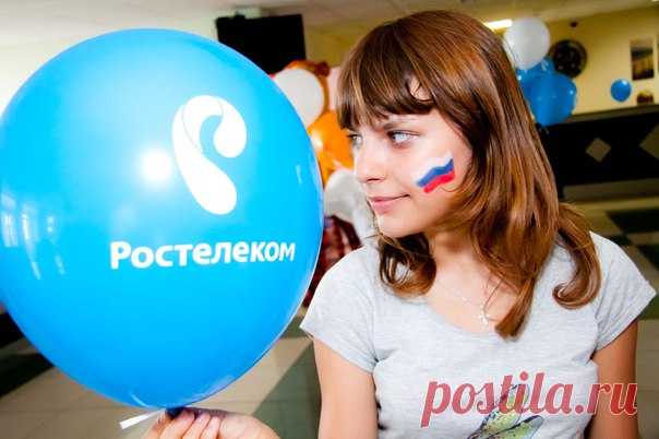 «Ростелеком» планирует до конца года запустить платный аналог Skype «Ростелеком» до конца 2016 года запустит в коммерческую эксплуатацию свой мессенджер с привязкой к номеру городского телефона. Об этом рассказал президент оператора Сергей Калугин в интервью ТАСС. Проект называется «Аллё», речь идет о приложении, позволяющем совершать звонки и обмениваться сообщениями. «Коммерческую эксплуатацию ОТТ-коммуникатора «Аллё» мы планируем начать до конца года. Сейчас проводятся необходимые…