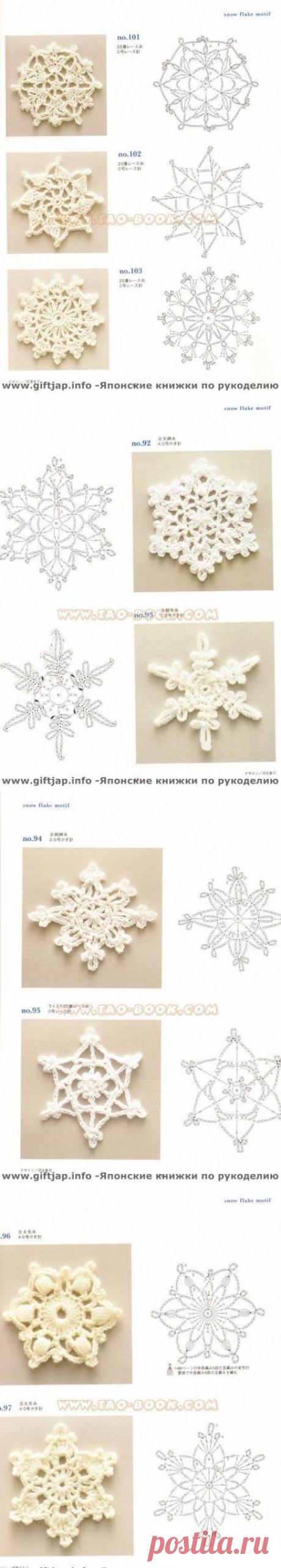 Снежинки, cвязанные крючком