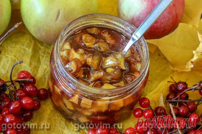 Яблочное варенье с калиной (без косточек). Рецепт с фото Чтобы из готового варенья не пришлось выплевывать косточки, калину бланшируем и протираем через металлическое сито. В сите остаются косточки и кожура, а ягодное пюре отправляем к яблокам и провариваем. Всё! Яблочное варенье хоть и не меняет цвет на красный, но калина чувствуется и во вкусе и в аромате.

