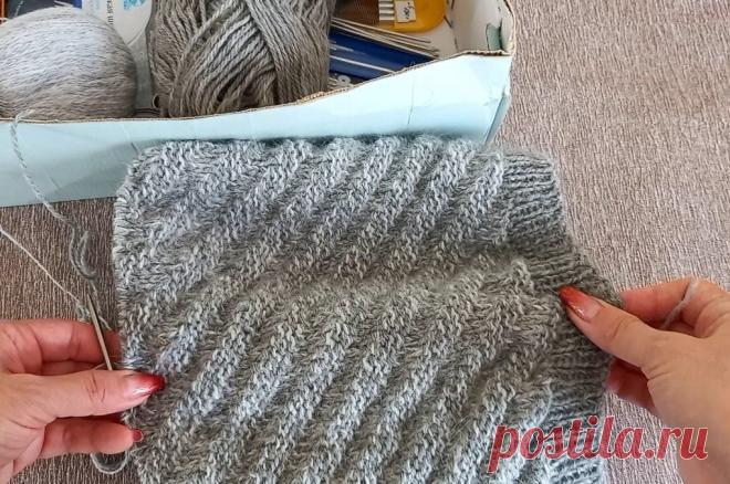 Вяжу шапку диагональным узором из 