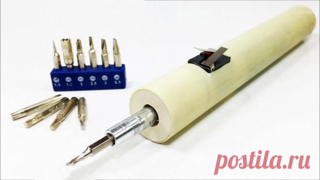 Как сделать удобную недорогую аккумуляторную электроотвертку Профессионально занимаясь ремонтом электроники ежедневно приходится вручную выкручивать и закручивать сотни винтов. Это требует времени и сил, поэтому при возможности стоит обзавестись электроотверткой. Ее можно купить или сделать своими руками.Материалы:ПВХ труба d25 мм;концевые выключатели