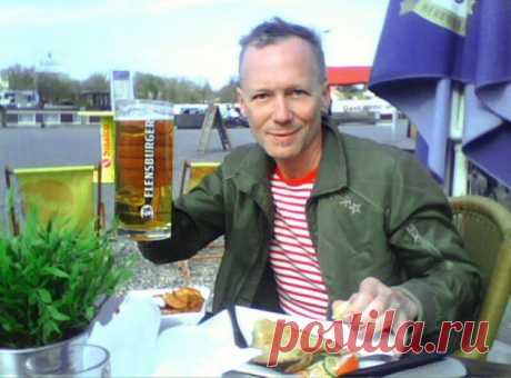 МЫ — БЫДЛО, ЖРУЩЕЕ ХОЛОДЕЦ?.. Почему я никогда не стану сыроедом | ЖИВОЙ, ЕЩЕ ЖИВЕЕ