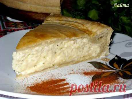 Пирог с плавленными сырками.