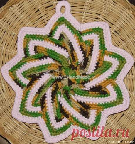 вязаная прихватка в виде цветка