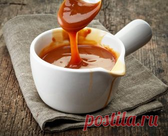 Карамельный соус В жаркий день таким карамельным соусом можно полить мороженое, приумножив удовольствие, а можно подать к блинам, приготовить массу вкусных тортов, в общем все на ваш выбор. Готовится он просто, получается сладким и в меру густым.