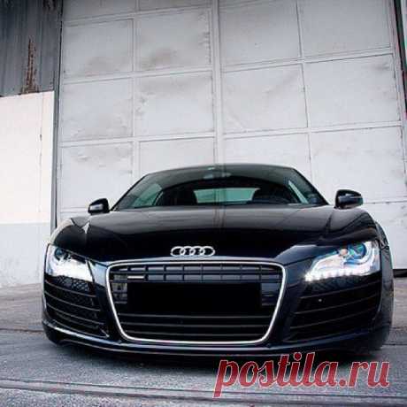 Audi R8 / Только машины