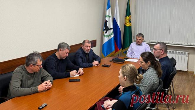 В Ангарске ввели режим повышенной готовности из-за аварии на ТЭЦ. Режим повышенной готовности введен в Ангарске в Иркутской области в связи с аварией на ТЭЦ-9, где вышел из строя один из котлов. Об этом сообщил мэр города Сергей Петров в Telegram-канале. В мэрии города состоялось экстренное совещание ...