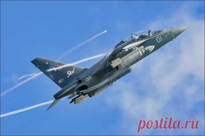 Беспилотный штурмовик могут создать на базе Як-130
17 Sep 2015
Концерн активно участвует в разработке нового легкого штурмовика