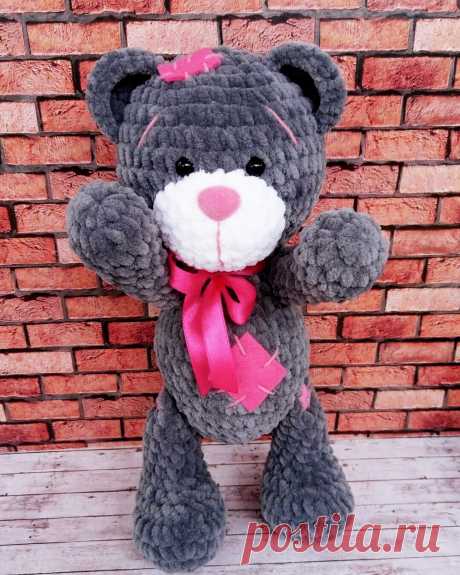 PDF Серый мишка. FREE amigurumi crochet pattern. Бесплатный мастер-класс, схема и описание для вязания игрушки амигуруми крючком. Вяжем игрушки своими руками! Медведь, мишка, медведица, медвежонок, teddy bear, suportar, bär, ours, medvěd. #амигуруми #amigurumi #amigurumidoll #amigurumipattern #freepattern #freecrochetpatterns #crochetpattern #crochetdoll #crochettutorial #patternsforcrochet #вязание #вязаниекрючком #handmadedoll #рукоделие #ручнаяработа #pattern #tutorial #häkeln