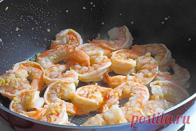 Стир-фрай. Изысканное блюдо с креветками и хрустящими  огурчиками… — Вкусные рецепты