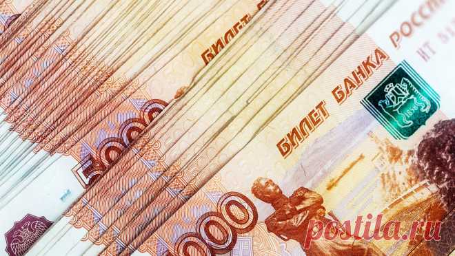 Россиянина заподозрили в похищении 1,5 млн рублей у блокадницы. В Петербурге 37-летнего мужчину заподозрили в похищении у 84-летней блокадницы 1,5 млн рублей. Об этом сообщает ГУ МВД России по региону. По информации ведомства, правоохранительные органы установили, что сотрудник охранной компании ...