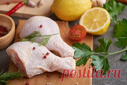 Онищенко разрешил россиянам мыть сырую курицу