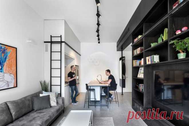 Квартира 44 м² для двух карьеристов Небольшая квартира площадью 44 м² в центре Тель-Авива с высокими потолками и несколькими интересными решениями. Чтобы избежать перегородок, мебель расположили возле стен, создав зоны отдыха и кухню в ...