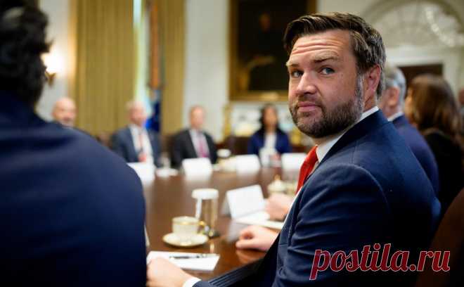 Трамп назвал вероятного преемника. Вице-президент США Джей Ди Вэнс, «наиболее вероятно», может стать следующим кандидатом на будущих выборах от республиканцев, допустил действующий глава государства Дональ Трамп в разговоре с журналистами.