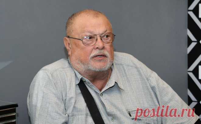 Умер озвучивавший Гомера в «Симпсонах» актер дубляжа Борис Быстров. В возрасте 79 лет умер актер дубляжа Борис Быстров, сообщает телеграм-канал «Кинопоиск Индустрия» со ссылкой на вдову актера Ирину Савину.