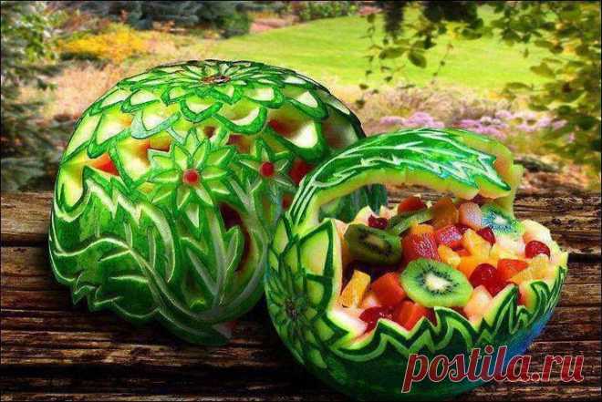 Арбуз с сюрпризом.