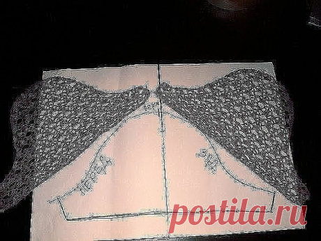 Окат рукава

Как быстро и легко сделать выкройку оката рукава по имеющейся пройме.

Спасибо автору, которая нашла на Осинке ("Марья-искусница_84") и поделилась со всеми!
  
Объяснение и фото автора:
"Может кому пригодится у кого нет под рукой выкройки рукава...

Снимаем 2 мерки: 
обхват плеча 
и высоту рукавчика от конечной точки плеча до той точки, кт вам нужна 
Переносим эти 2 значения на лист бумаги
и делаем отметки 
Затем располагаем наше сшитое изделие в плечах (полоч...