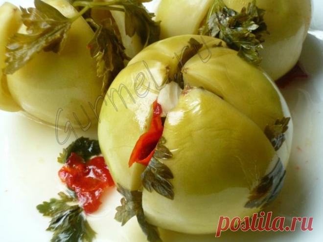 Зелёные помидоры солёные. Очень вкусно! Так что если у вас есть зеленые помидоры, то поспешите!