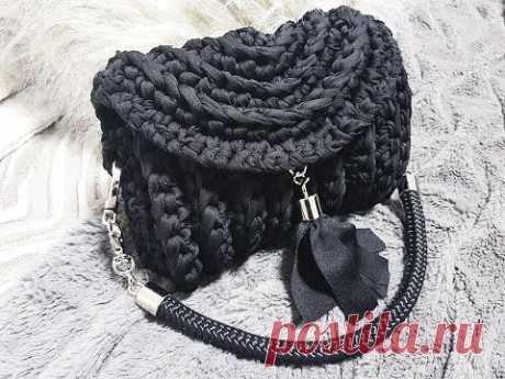 Clutch em fio de malha Multitecnicas