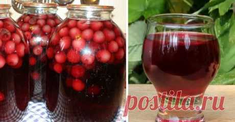 Так готую лікер з усіх ягід: вишень, полуниці, смородини, малини. Дуже смачний! А ягоди потім у торти і пиріжки! | Сім’я і дім Це простий універсальний рецепт, за яким готую лікер з усіх ягід: складаю всі продукти в одну банку, закручую її (як консервацію) і забуваю на кілька місяців. Виходить дуже смачний та ароматний напій! Ягоди потім використовую у торт "П'яна вишня", додаю до сметанного крему або роблю начинку в пиріжки.