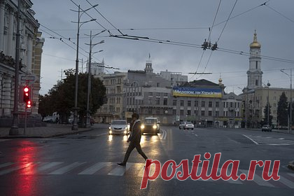 В Харькове переименовали улицы в честь командиров ВСУ. Власти Харькова приняли решение переименовать несколько городских улиц в честь погибших командиров и бойцов Вооруженных сил Украины (ВСУ). Об этом сообщил мэр города Игорь Терехов. Например, по его словам, улица Плехановская теперь будет носить имя добровольца нацбатальонов Георгия Тарасенко.