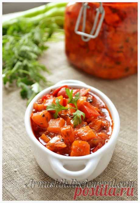 Закуска из морковки (армянский газаров перец) Не знаю как сейчас (т. к. давно там не была), но в Армении эту закуску закручивали на зиму,а т. к. сейчас нет проблем с морковкой и зимой,и летом, когда хочется,готовлю свежую,так сказать.))Люблю с детства...вкусно и с макаронами,и с пюре,и с мясом и просто так-с хлебом...ну, а про пользу, вообще…