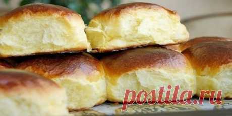 ВАНИЛЬНЫЕ БУЛОЧКИ "КАК ЗА 9 КОПЕЕК"Обязательно приготовьте! ВАНИЛЬНЫЕ БУЛОЧКИ "КАК ЗА 9 КОПЕЕК"Обязательно приготовьте! Ставьте "Класс!", и рецепт сохранится на вашей страничке!
Из такого количества ингредиентов получается 16 булочек:
 - 1 пачка сухих дрожжей (11 гр) 
- 500-600 гр муки (зависит от качества муки) 
- 250 мл молока 
- 4 яичных желтка 
- 100 гр сливочного 
масла или маргарина 
- 2 пакетика 
ванилина 
- 100 гр сахара 
- щепотка соли 
Для смазки:1 желт...