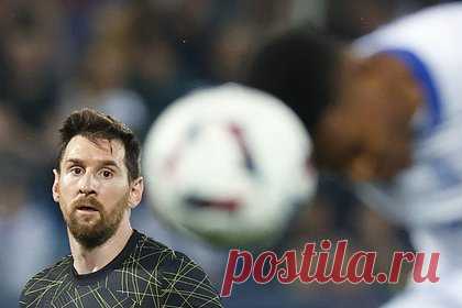 Американский клуб сделал Месси новое предложение. Клуб американской MLS «Интер Майами» сделал новое предложение аргентинскому нападающему ПСЖ Лионелю Месси. По информации Diario Sport, команда предложила форварду соглашение на четыре года на общую сумму 200 миллионов долларов. Контракт аргентинца с ПСЖ рассчитан до июня 2023 года с опцией продления на один сезон.