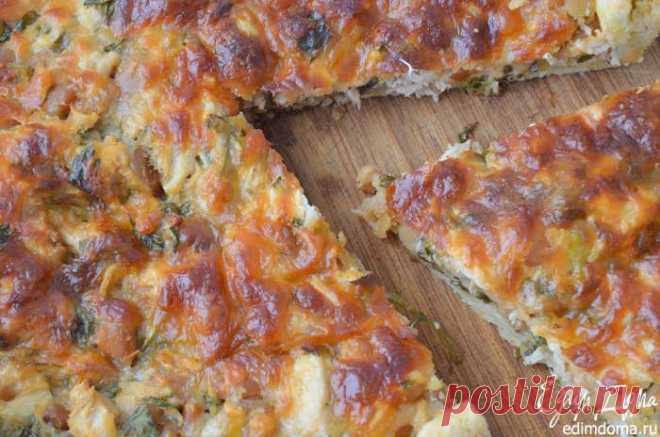 Открытый пирог в "Грузинском стиле" - фасоль, курица, зелень и невероятно вкусный сулугуни...мммм.....