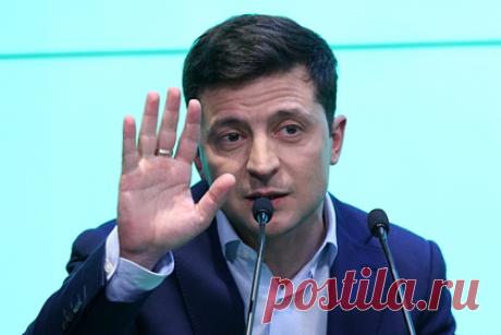Зеленский начал «обратный отсчет до освобождения Крыма». Президент Украины Владимир Зеленский выступил на открытии основной части «Крымской платформы». Он заявил, что работа в рамках саммита должна «заставить Россию сесть за стол переговоров» о «возвращении» полуострова. При этом Зеленский подчеркнул, что с этого момента начинается «обратный отсчет до освобождения» Крыма.