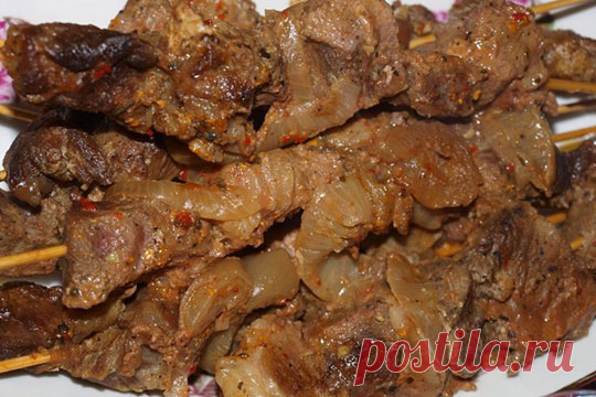 Нежнейшее мясо на шпажках | Обедаемдома