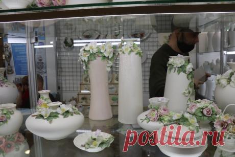 Удивительные цветы: неожиданно открыла для себя очень необычный кисловодский фарфор | Соло - путешествия | Яндекс Дзен