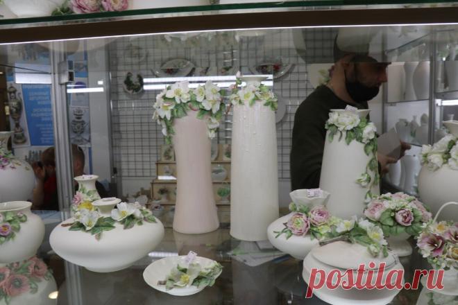 Удивительные цветы: неожиданно открыла для себя очень необычный кисловодский фарфор | Соло - путешествия | Яндекс Дзен