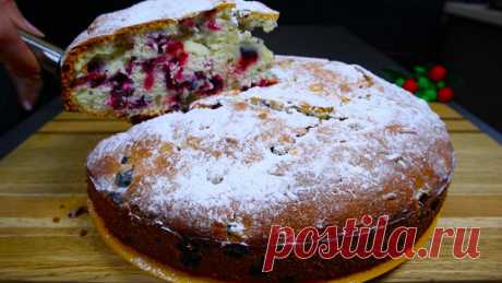 Моя бабушка готовит этот ягодный пирог каждую неделю. Это очень просто и вкусно. Сама готовка занимает не более 10 минут. | Сказочная кухня | Дзен