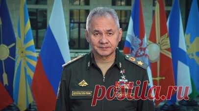 Шойгу поздравил женщин с 8 Марта — видео. Министр обороны РФ Сергей Шойгу поздравил женщин с Международным женским днём. Он подчеркнул, что чуткость, внимание и настойчивость позволяют представительницам прекрасного пола добиваться целей практически во всех сферах деятельности. По словам Шойгу, в ВС РФ проходят службу и работают более 300 тыс. женщин, которые профессионально выполняют поставленные перед ними задачи. Читать далее