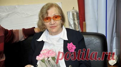 Заслуженная артистка России Инна Выходцева госпитализирована в Москве. Заслуженная артистка России Инна Выходцева госпитализирована из Дома ветеранов сцены имени Яблочкиной в Москве с подозрением на инсульт, сообщили в пресс-службе столичного Департамента труда и социальной защиты. Читать далее