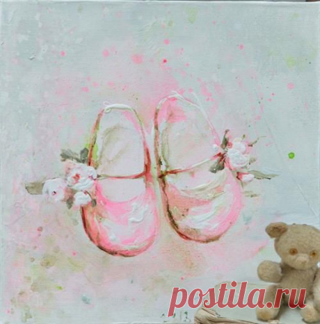 baby shoes 1 stlye 1 Laurence Amelie | Its painted.