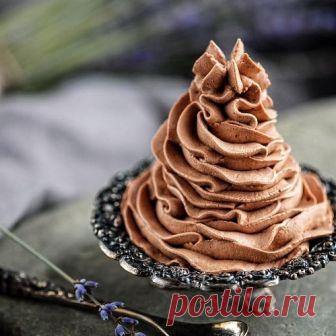 Взбитый шоколадный ганаш для торта - рецепт от Ирины Ляминой
	Взбитый ганаш:
молочный шоколад 130 гр.
сливки 33% 80 гр.