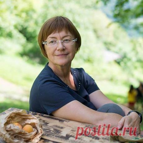 ОТЗЫВ от Tatiana Pereverzeva О КЛИНИКЕ DIODENT:
"Моё имя- Татьяна. Мои доверенные доктора - стоматологи: Елена и Руслан. Я дружу с ними и пользуюсь их услугами 10 лет. Теперь вот езжу к ним из Милана. Причины простые: их профессионализм и постоянный рост их мастерства. И ещё мне нравится, когда меня принимают как родную.Эти люди превратят вашу улыбку из красивой в прекрасную. Хотите верьте, хотите- нет, но это меняет жизнь к лучшему. Всем Удачи"