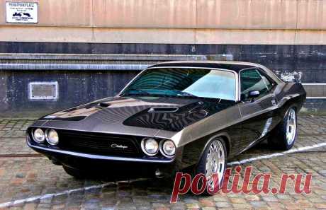 1972 Dodge Challenger Custom