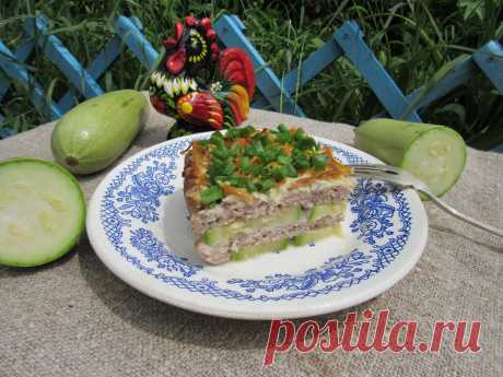 Запеканка с кабачками и мясом. Casseruola con zucchine e carne. Casserole avec des courgettes et de la viande. Casserole with zucchini and meat !